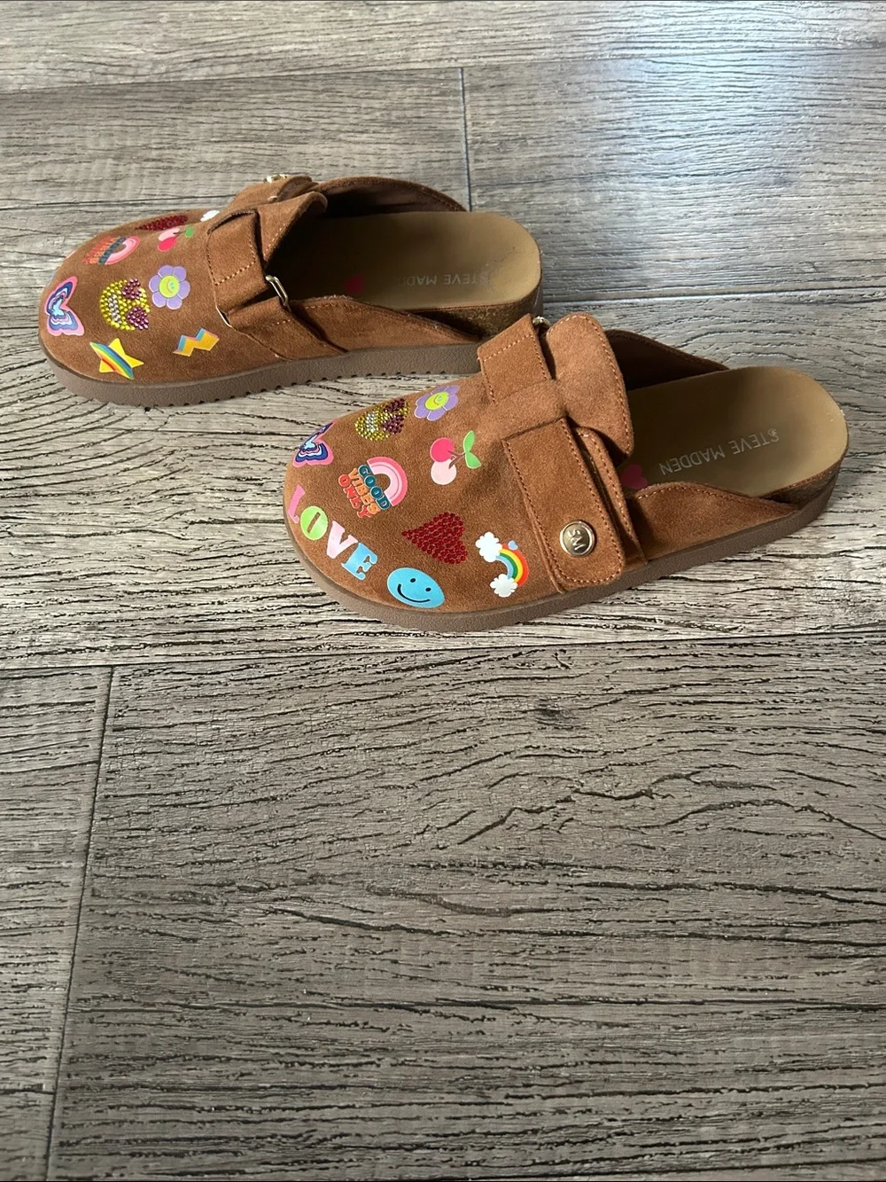 Steve Madden Brown Kids Slip-On Clogs with Colorful Sticker Motifs